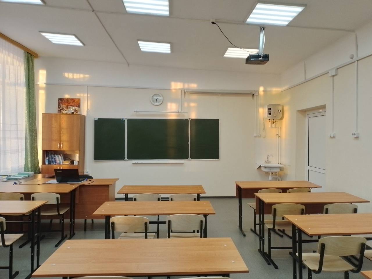 Изображения кабинета.